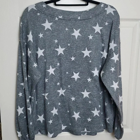 Lane Bryant Star Thermal Top Size 14/16 - Picture 4 of 5